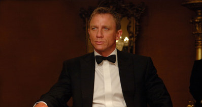 Daniel Craig w smokingu z "Casino Royale" /