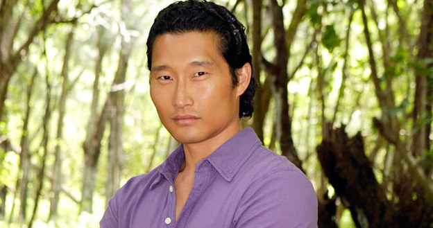 Daniel Dae Kim na planie serialu "Lost: Zagubieni" /materiały prasowe