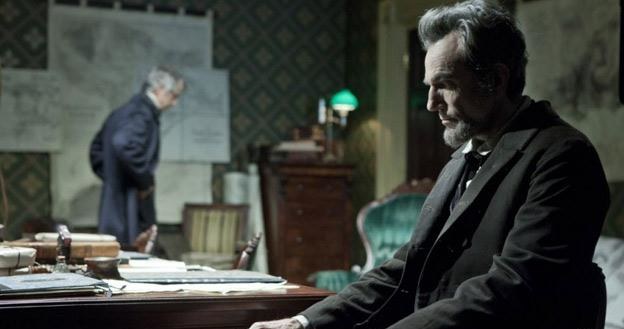 Daniel Day-Lewis w filmie "Lincoln" /materiały dystrybutora