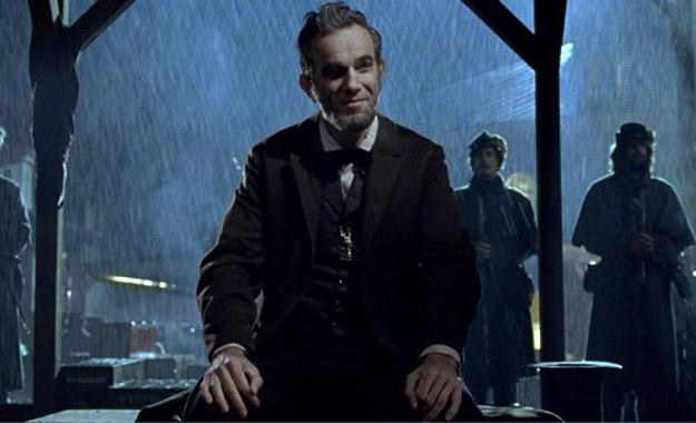 Daniel Day-Lewis w filmie "Lincoln" /materiały prasowe