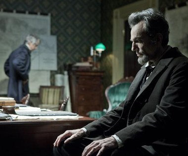 Daniel Day-Lewis w scenie z filmu "Lincoln"