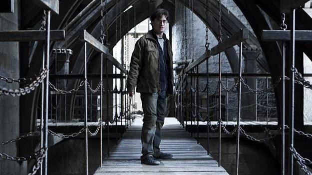 Daniel Radcliffe jako Harry Potter w finale serii /materiały dystrybutora