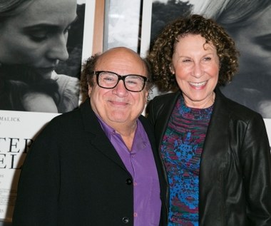 Danny DeVito i Rhea Perlman po raz pierwszy zostali dziadkami