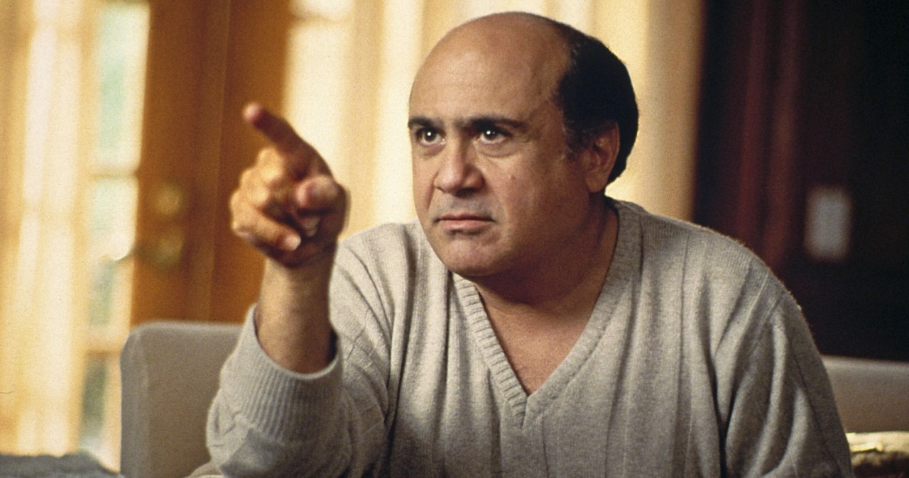 Danny DeVito w filmie "Dorwać małego" /AKPA