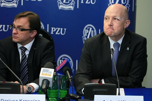 Dariusz Krzewina (L), prezes PZU Życie i Andrzej Klesyk (P), prezes PZU. Fot. Jacek Waszkiewicz /Reporter