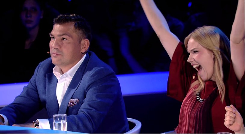 Dariusz Michalczewski i szalejąca Roma Gąsiorowska w programie "SuperDzieciak" /Polsat