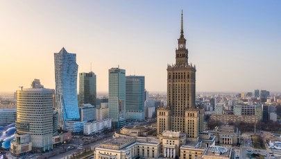 Darmowe parkingi w warszawskiej strefie płatnego parkowania