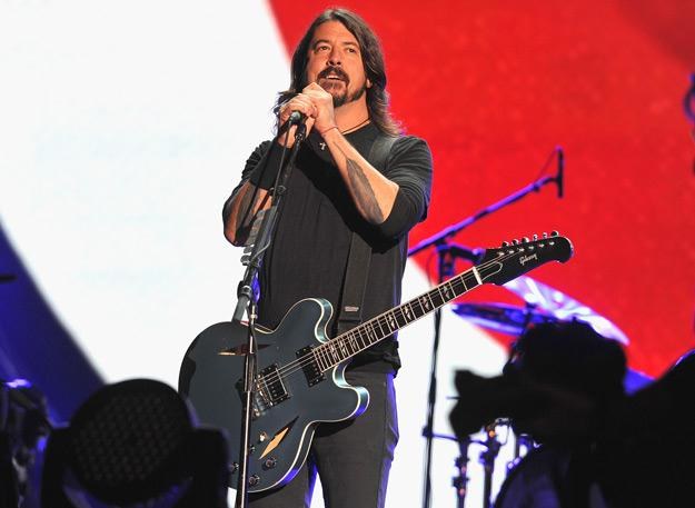 Dave Grohl podczas ostatniego tegorocznego koncertu Foo Fighters - fot. Theo Wargo /Getty Images/Flash Press Media
