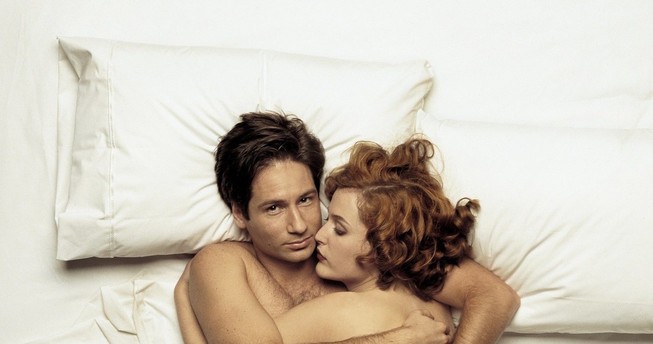 David Duchovny i Gillian Anderson - przez lata podejrzewano ich o romans poza planem /Album Online /East News