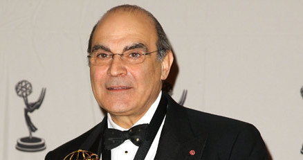 David Suchet ze swoją statuetką Emmy dla najlepszego aktora, fot. Andrew H. Walker /Getty Images/Flash Press Media