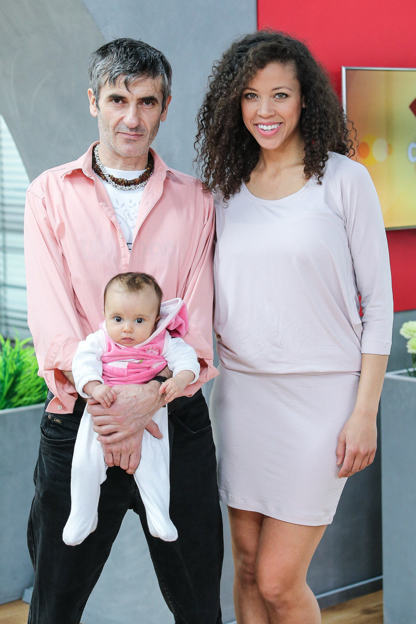 Davina Reeves-Ciara z mężem Ireneuszem i córką w 2015 roku /Kamil Piklikiewicz/DDTVN /East News