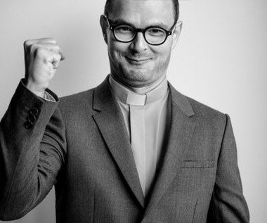 Dawid Ogrodnik jako ks. Jan Kaczkowski
