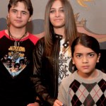 Dawno niewidziane dzieci Michaela Jacksona na ściance. Tak dziś wyglądają!