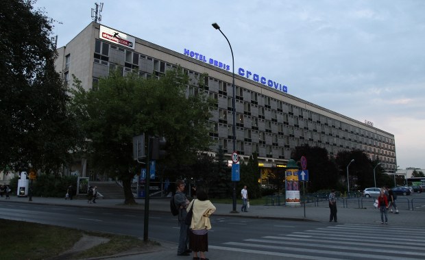 Dawny hotel Cracovia sprzedany. Ministerstwo zapłaci ponad 29 mln zł