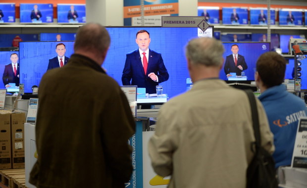 Debata Duda - Komorowski. "To była parodia, dość żałosne widowisko"