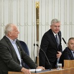 Debata o nowelizacji ustawy o sądach w Senacie. Karczewski nazwany "świrem"