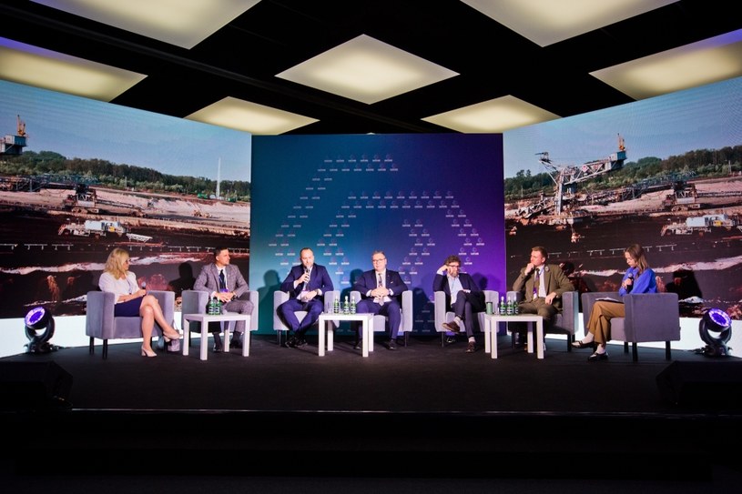 Debaty na temat transformacji Wielkopolski podczas Europejskiego Forum Samorządowego 2023 /INTERIA.PL