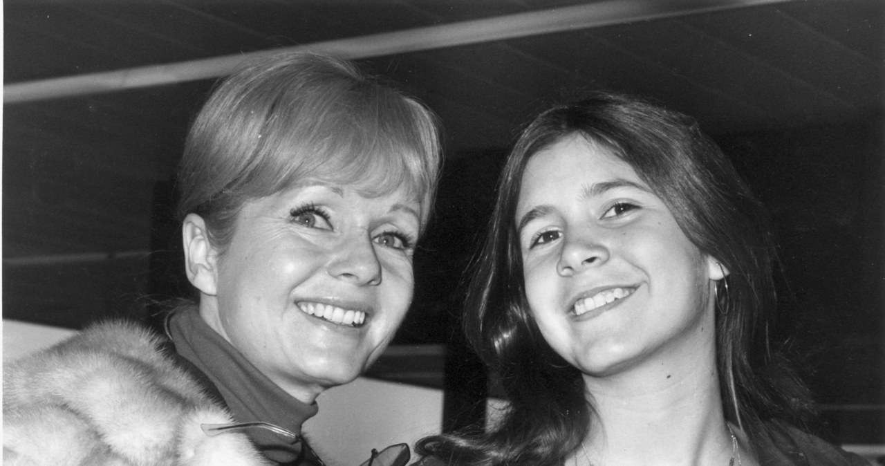 Debbie Reynolds z córką Carrie Fisher w 1972 roku /Hulton Archive / Stringer /Getty Images