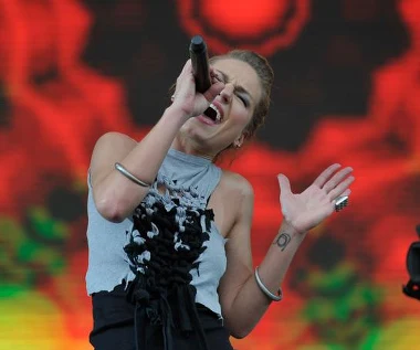 Dębica GOODFEST: Wyszywanie sweterków