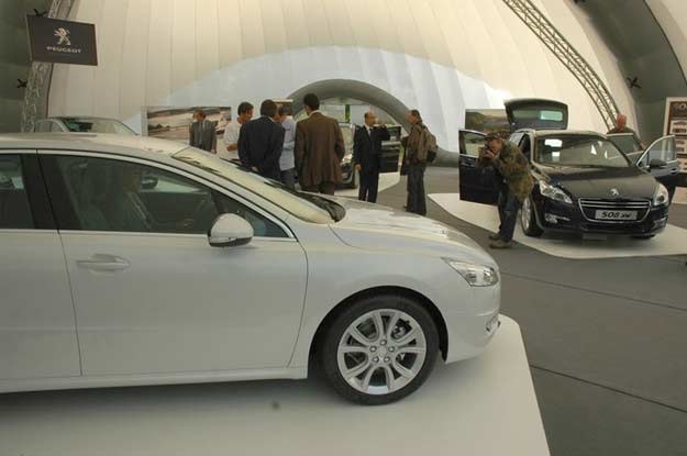 Debiut rynkowy, obu wersji nadwoziowych planowany jest na luty 2011 /INTERIA.PL
