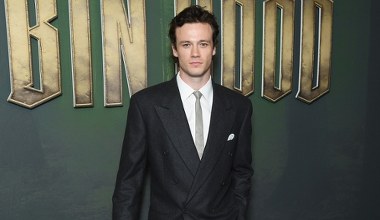 Debiutował rok temu i już wystąpił u boku ikony kina. Jak trafił na plan?