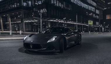 Debiutuje Maserati MC20 Notte. Po zmroku też można zadawać szyku