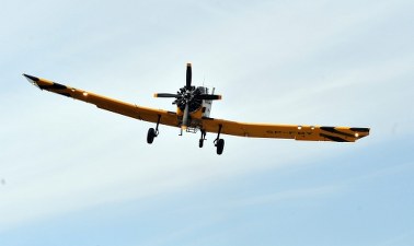 Dęblin: Rozbił się samolot gaśniczy. Nie żyje pilot