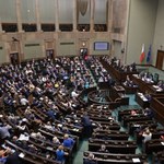 Decyzja bez precedensu: Ostatnie przed wyborami posiedzenie Sejmu - przerwane