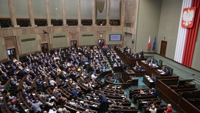 Decyzja bez precedensu: Ostatnie przed wyborami posiedzenie Sejmu - przerwane