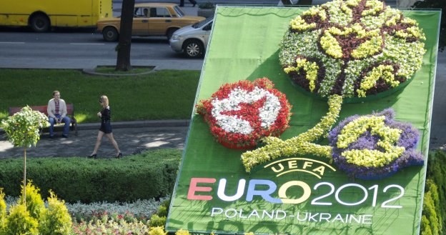 Decyzja o przyznaniu Polsce i Ukrainie EURO 2012 zapadła 18 kwietnia 2007 roku /AFP