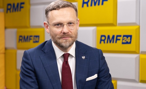 "Decyzja w oparciu o odpowiedzialność za państwo". Bogucki o odejściu Cenckiewicza