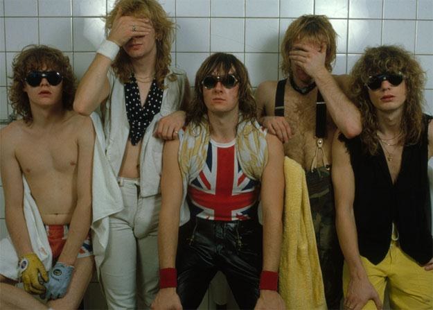 Def Leppard w 1983 roku: Mötley Crüe czy Whitesnake bili ich na głowę zużyciem lakieru do włosów /oficjalna strona wykonawcy