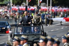 Defilada wojskowa z okazji święta Wojska Polskiego