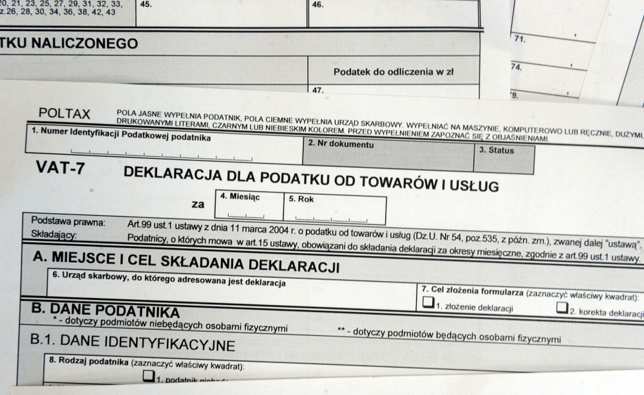 Deklaracja podatkowa /Grzegorz Jakubowski /PAP