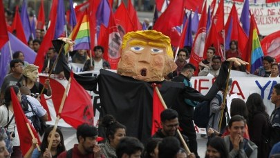 Dekret Trumpa ws. muru na granicy ożywia patriotyzm... Meksykanów