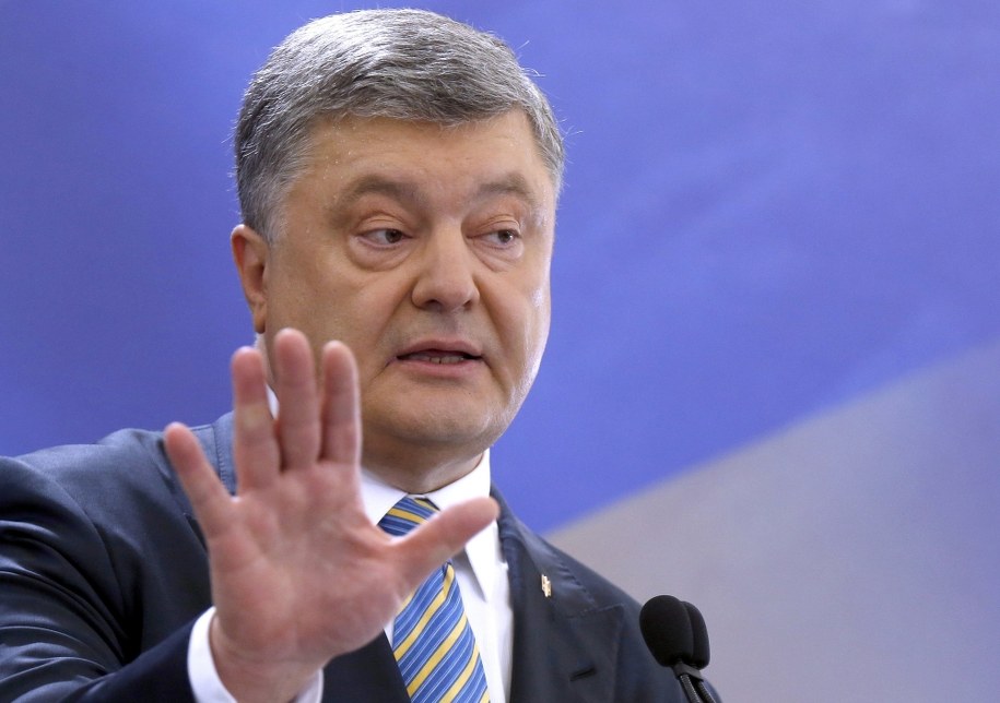 Dekret ws. sankcji podpisał prezydent Ukrainy Petro Poroszenko /TATYANA ZENKOVICH  /PAP/EPA