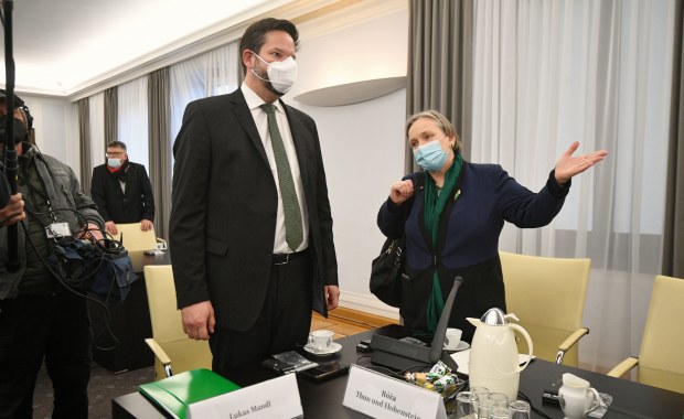 Delegacja PE zakończyła wizytę w Polsce. Tematem praworządność