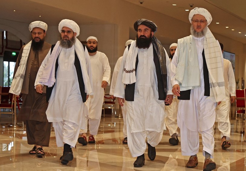 Delegacja USA spotkała się w Katarze z przedstawicielami afgańskich talibów /AFP