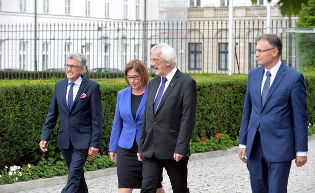 Delegacje klubów spotkały się z Dudą ws. ustaw o sądownictwie