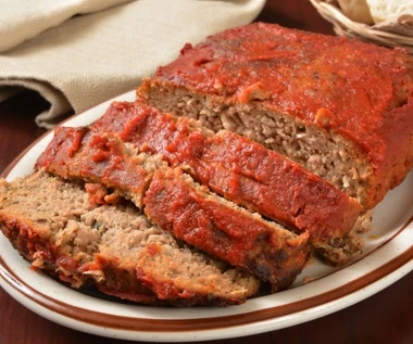 Delikatna jak puch i niebywale soczysta pieczeń rzymska. Obowiązkowa na wielkanocnym stole