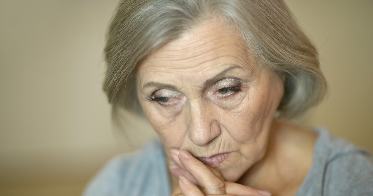 Demencja, skleroza i alzheimer - te trzy choroby najczęściej kojarzą się z zapominaniem. Trzeba wiedzieć, że w każdej pamięć szwankuje nieco inaczej /123RF/PICSEL