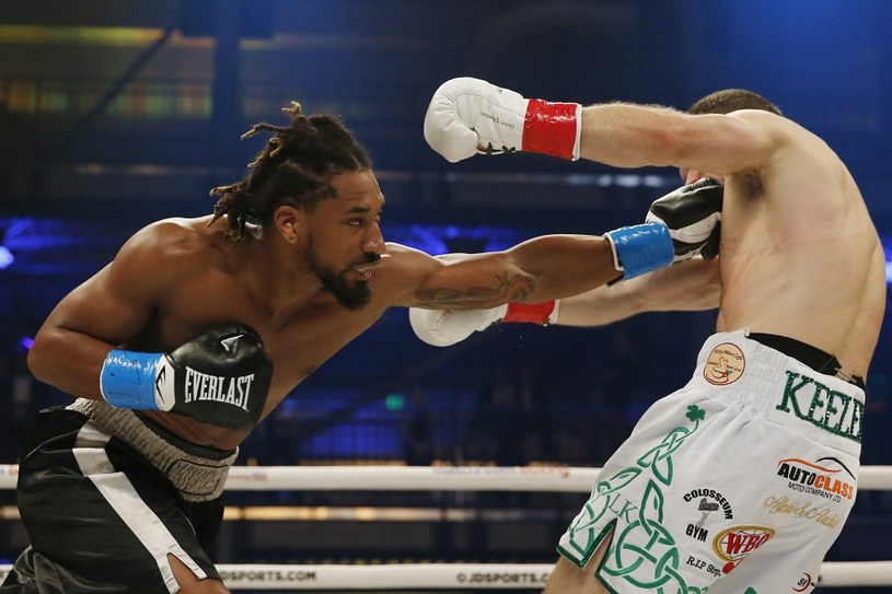 Demetrius Andrade porozbijał Luke'a Keelera - Sport w ...