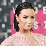 ​Demi Lovato pogubił/a się w swoich płciach. „Może zacznę się identyfikować jako kobieta…?”