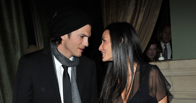 Demi Moore i Ashton Kutcher - jeszcze rok temu szczęsliwie zakochani. /Stephen Lovekin /Getty Images