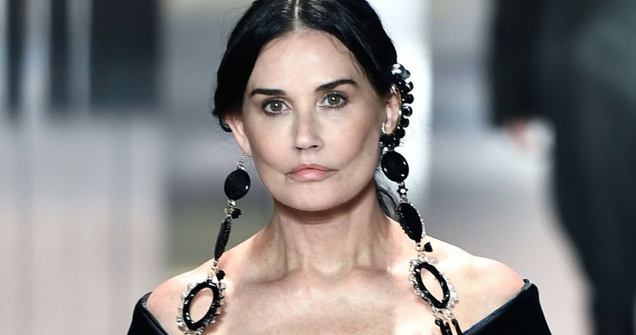 Demi Moore na pokazie Fendi /STEPHANE DE SAKUTIN/AFP /East News