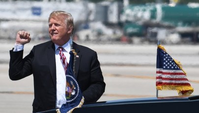 Demokraci pozywają rząd Rosji, sztab Trumpa i Wikileaks