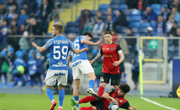 Demolka po Wielkich Derbach. Zniszczenia na Stadionie Śląskim