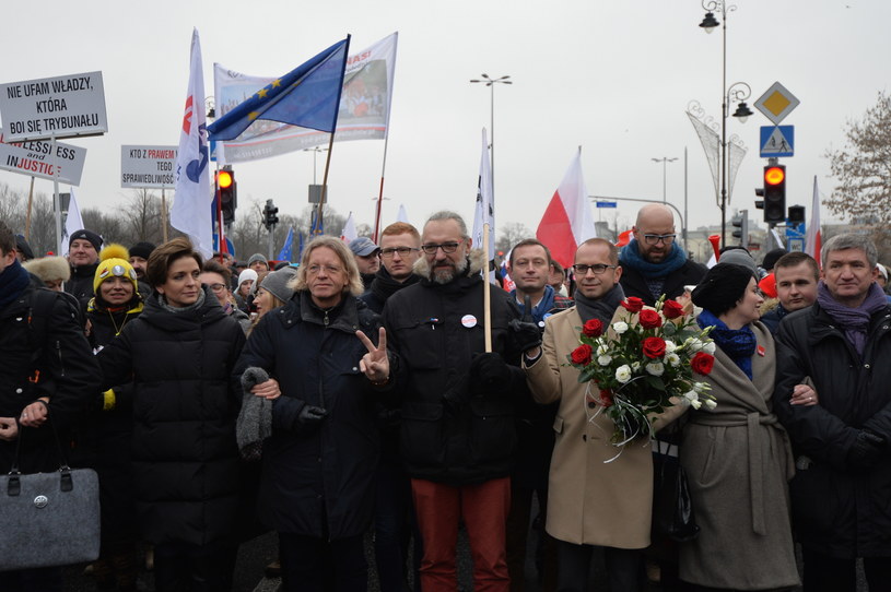 Demonstracja KOD /Marcin Obara /PAP