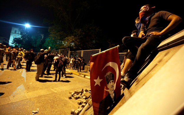 Demonstracja na placu Taksim /SEDAT SUNA /PAP/EPA