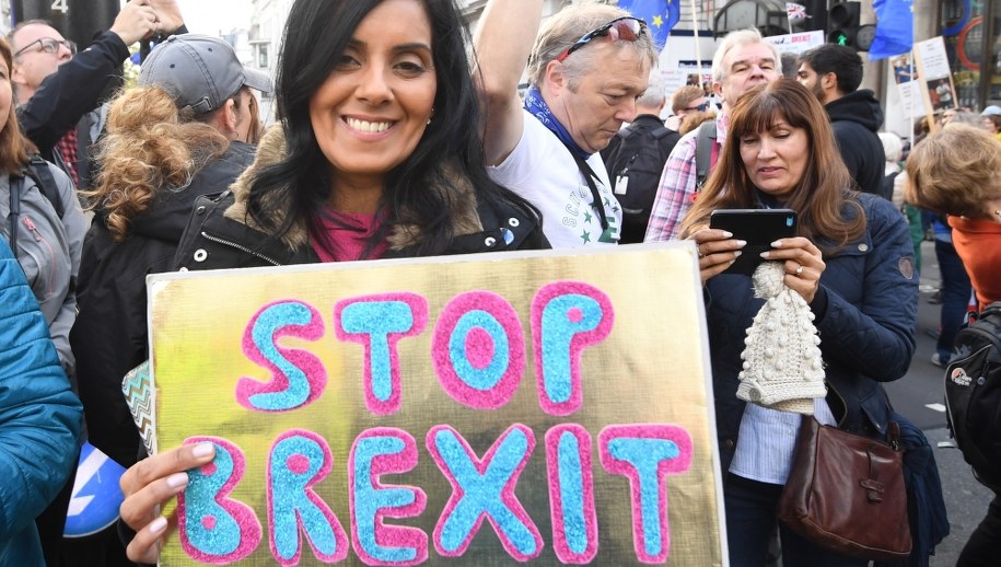 Demonstracja przeciwko brexitowi w Londynie /FACUNDO ARRIZABALAGA /PAP/EPA